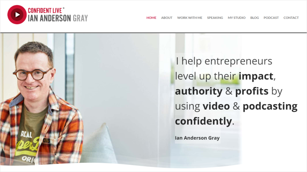 social media consultant example